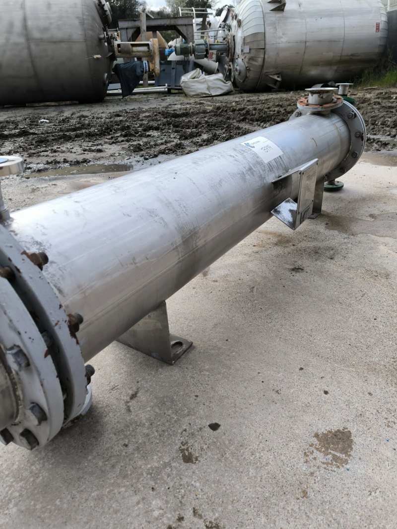 AGUILAR Y SALAS STAINLESS STEEL 316 HEAT EXCHANGER OF 8.4 M2.
