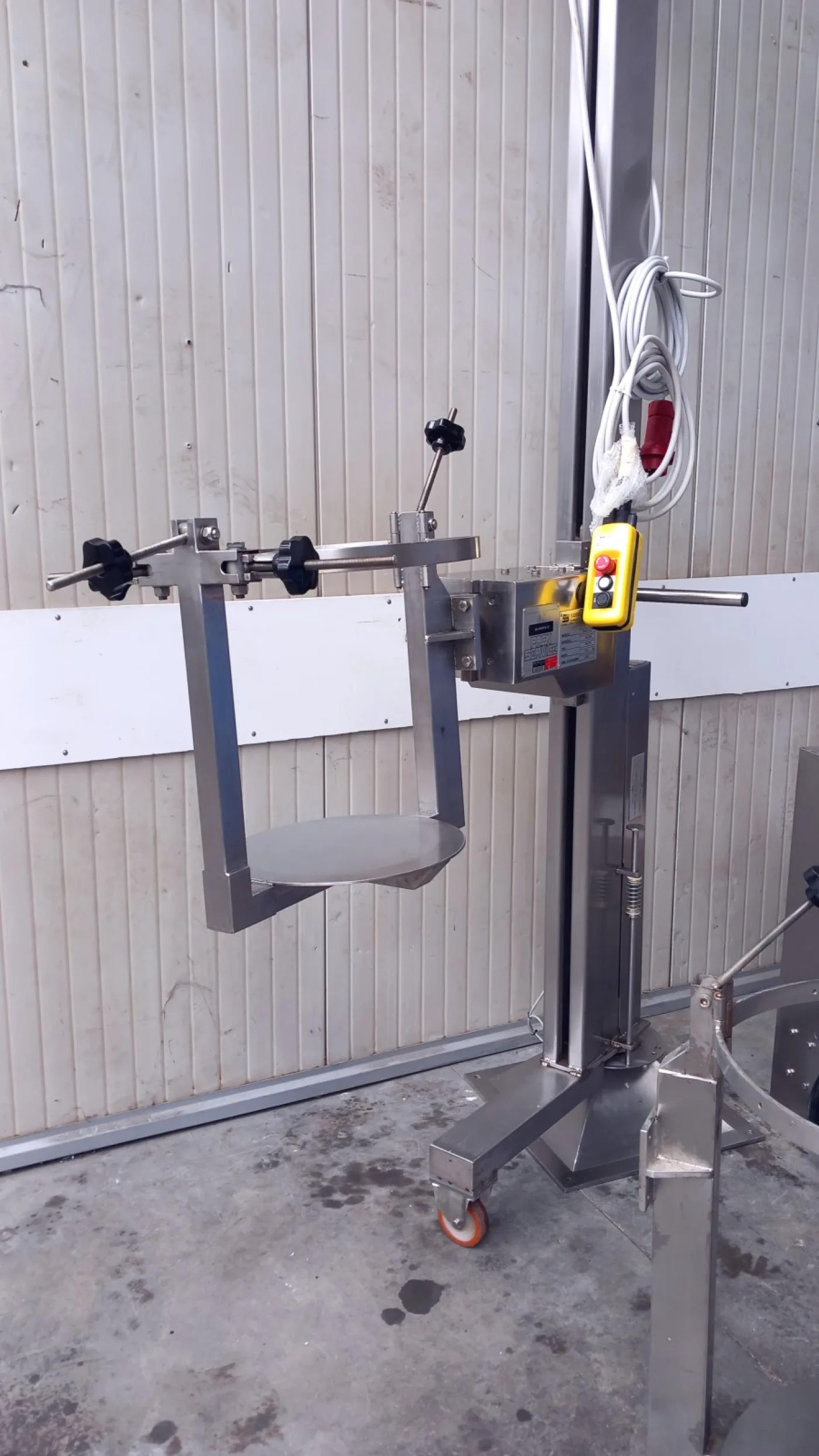ELEVATORE A COLONNA – PACKSERVICE – MOD. GIRAFUSTI PS270 - 6