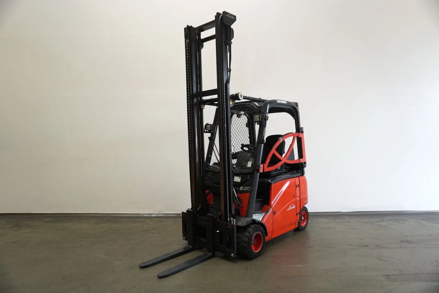 Frontstapler Linde E 20 PH 386 (2012) - 1