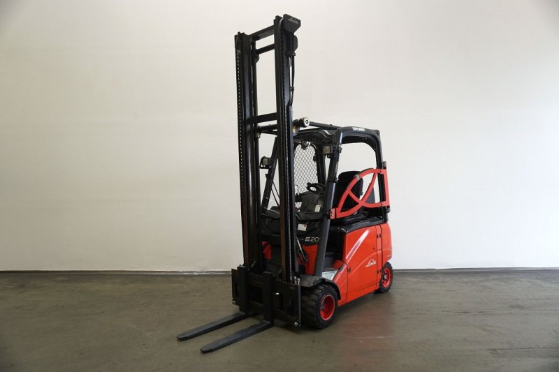 Frontstapler Linde E 20 PH 386 (2012)