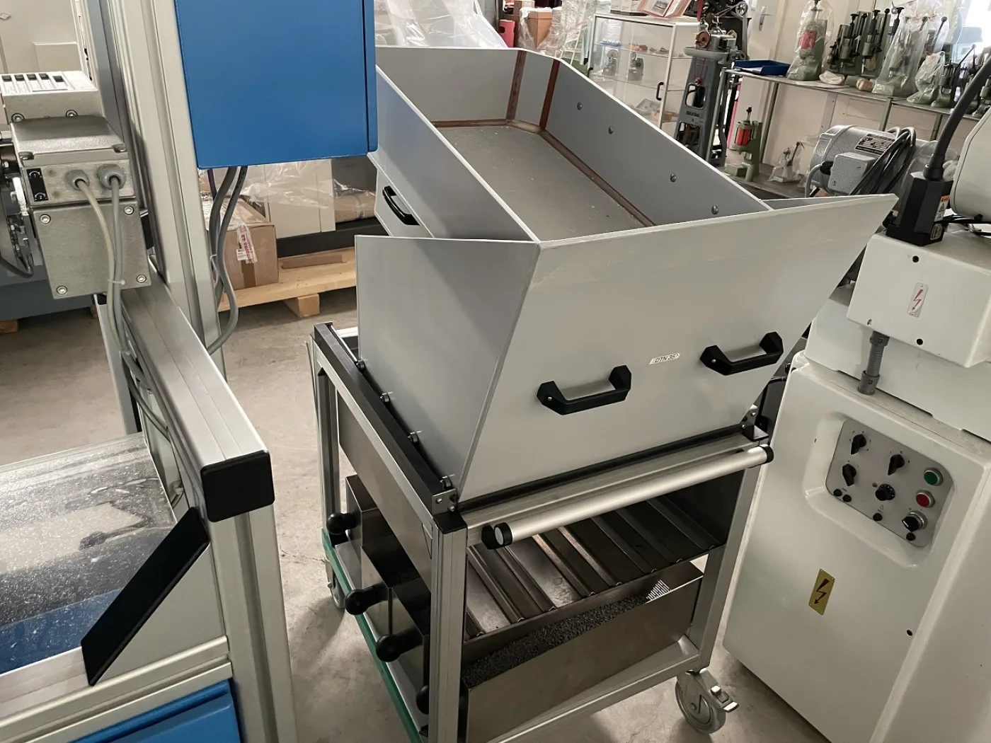 MACHINE A POLIR PAR CENTRIFUGATION “DREHER” TYPE DT35/N - 2