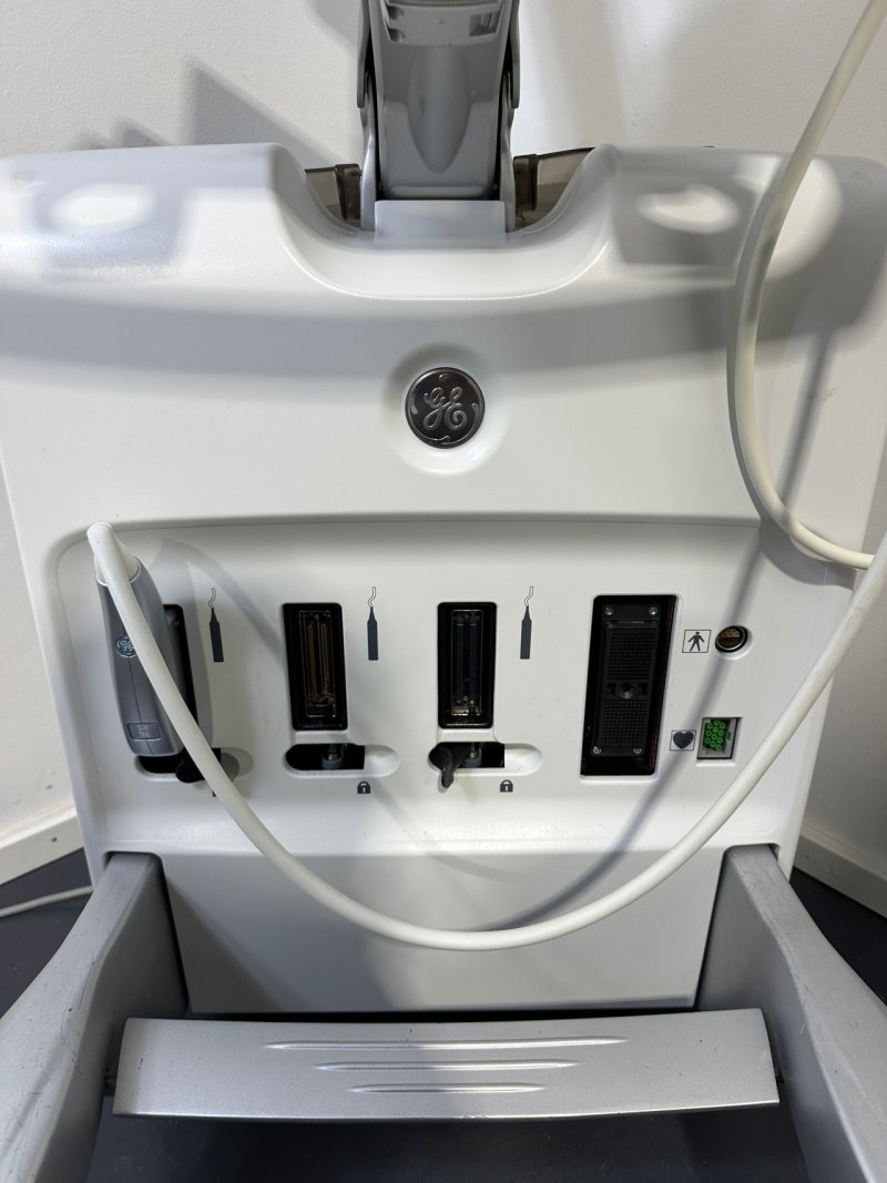 GE Healthcare Technologies Vivid S6 H45041FT Ultraschallfarbdoppler
