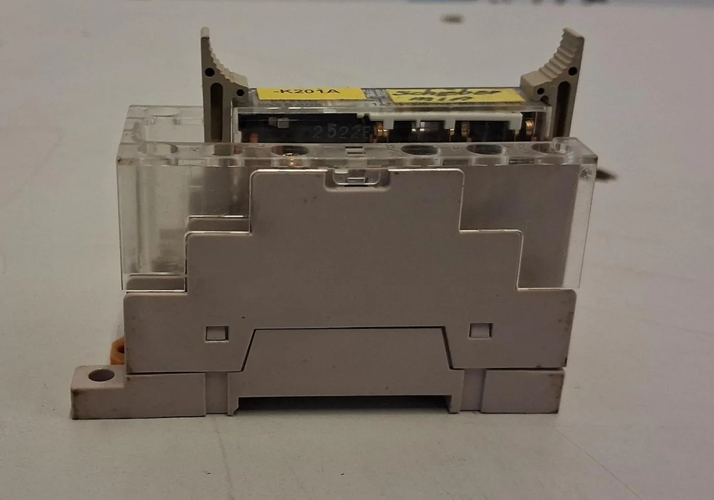 Omron P7SA-14F-ND 14-poliges Sicherheitsrelais-Base-Modul mit Spule 24V DC - 7