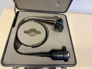 Olympus OVC-100 Adapter Faser auf Videogeräte, Kabel geknickt