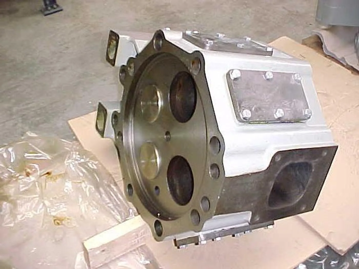 CYLINDER HEADS MWM TBD 501-6 / TBD 501-8 - 4