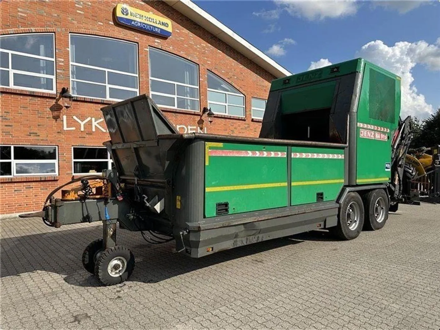 2016 Jenz BA 915 Biomass Wood Shredder Chipper - 1