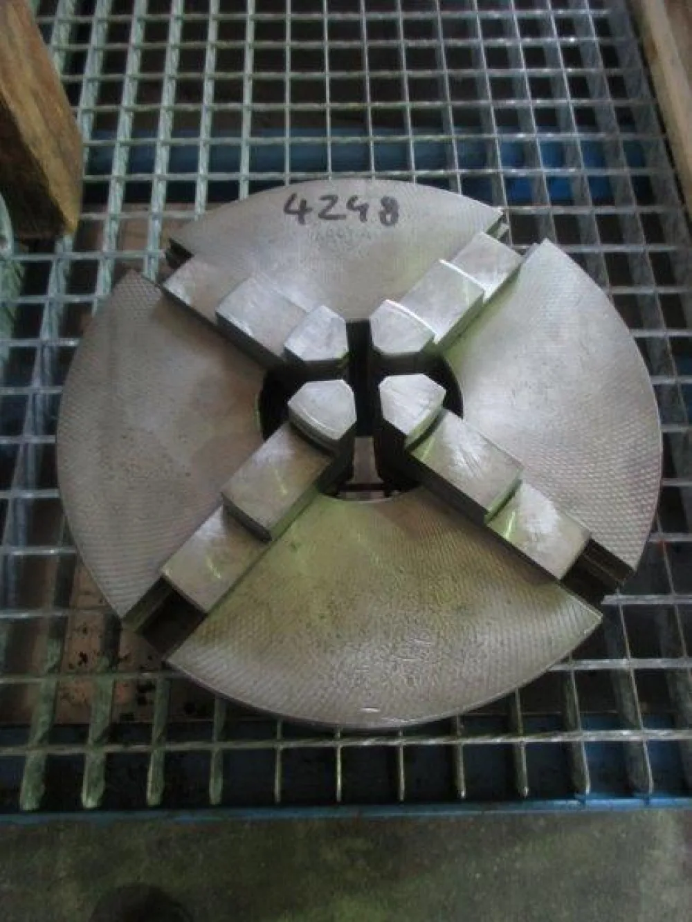 4-Backen Ø 315 AROWA