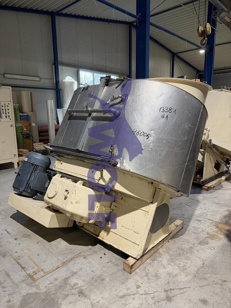 Trockenconche BAUERMEISTER - Type TRC-21 mit ca. 1.000 kg Inhalt.