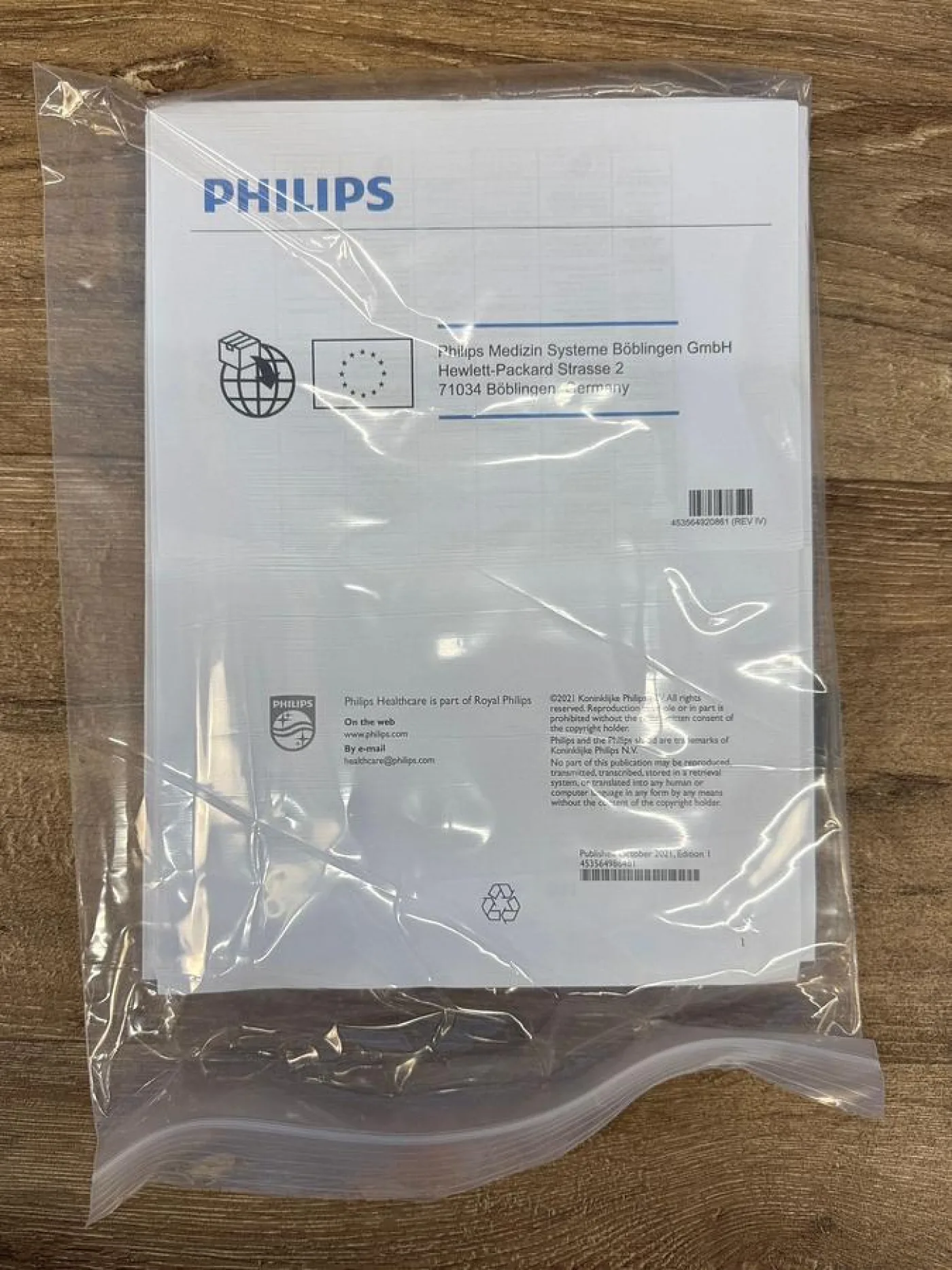 Philips Efficia External Paddles Reference: 989803196431 YOM: 2025 -5 Units - 6