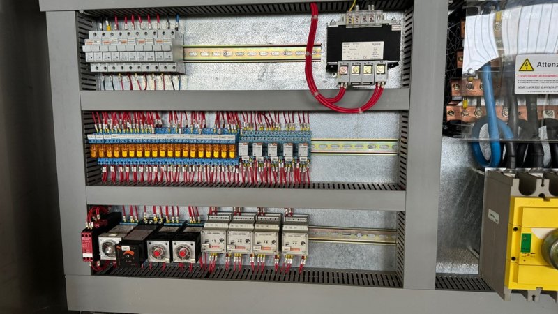 ELECTROMECHANICAL ELECTRICAL PANEL FOR CRUSHING, HOPPER AND AUGERS COMMAND, SECOND-HAND MACHINE