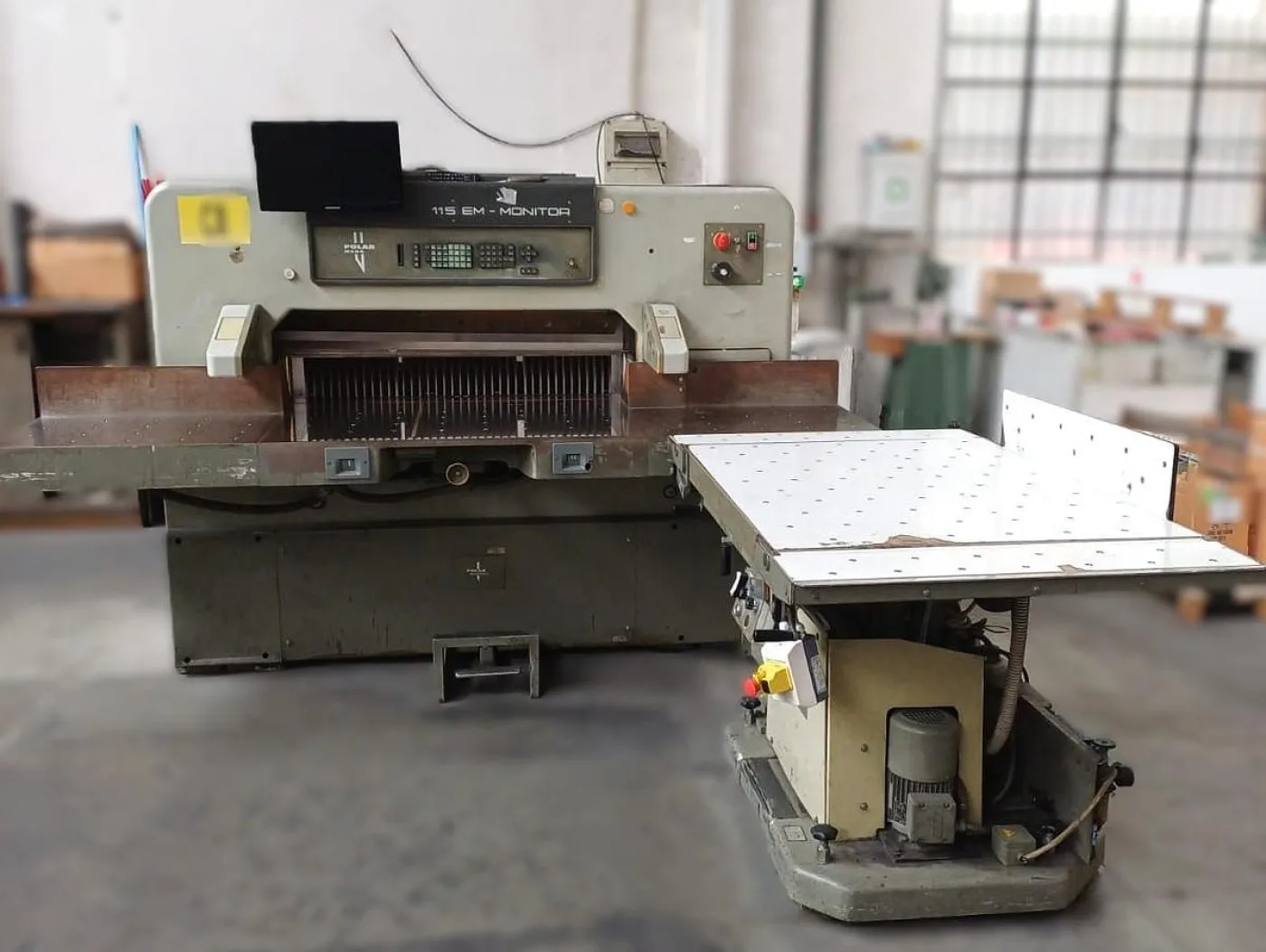 Polar 115 EM-MON - 1