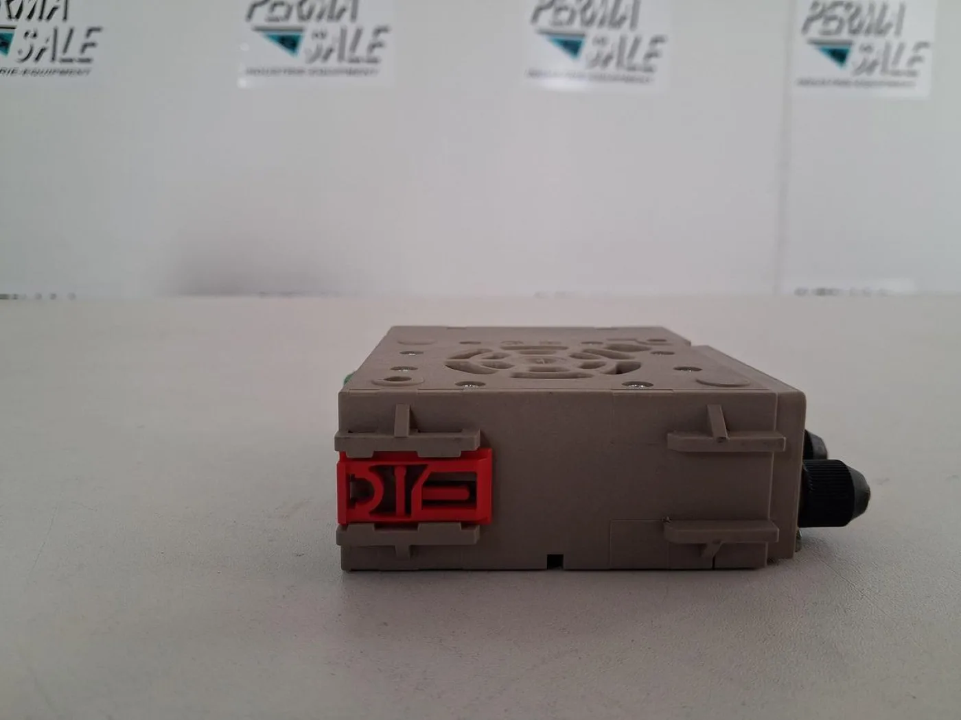 SAMSON 6111-12010.00 elektropneumatischer I/P-Umformer - 3