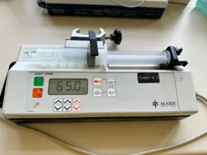 Alaris P 1000 Spritzenpumpe
