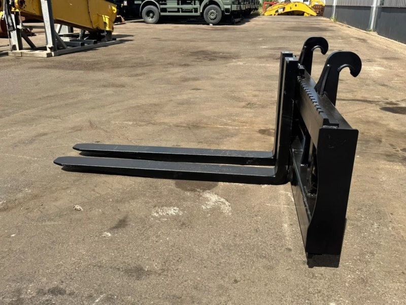 Volvo BM Mech 11 Ton 2400/1600mm