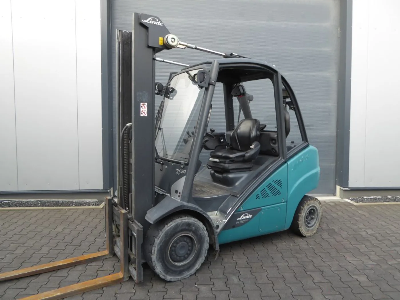 Linde H30D-02 - 1