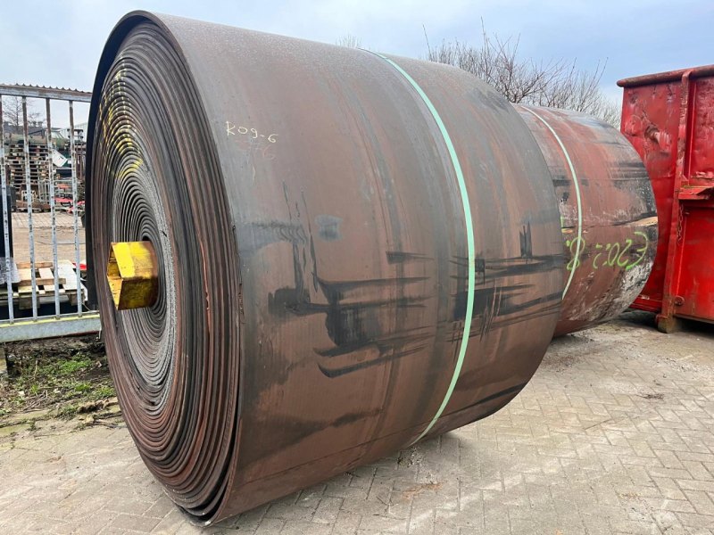 Overige Rubber band. Rubber in rolls with steel cord. Transportband - staalkoord