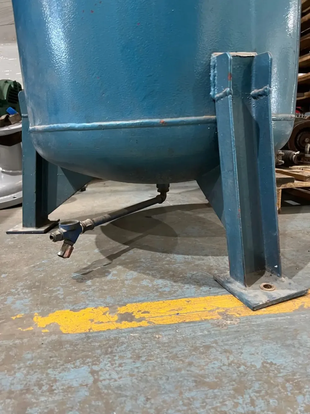 USED 500 LITER IRON TANK