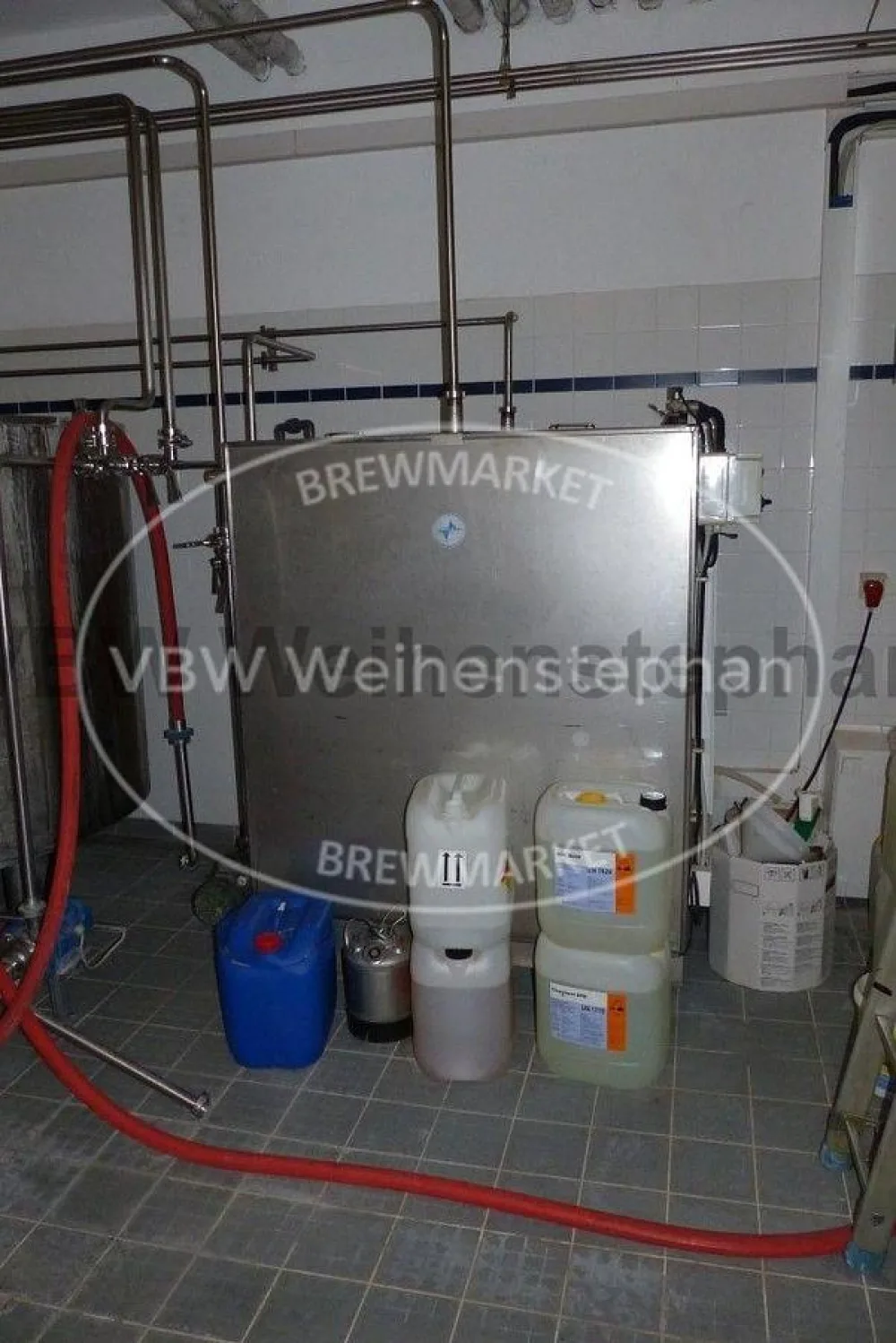 Cold water reservoir for brew water