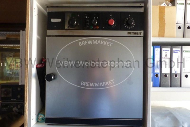 incubator