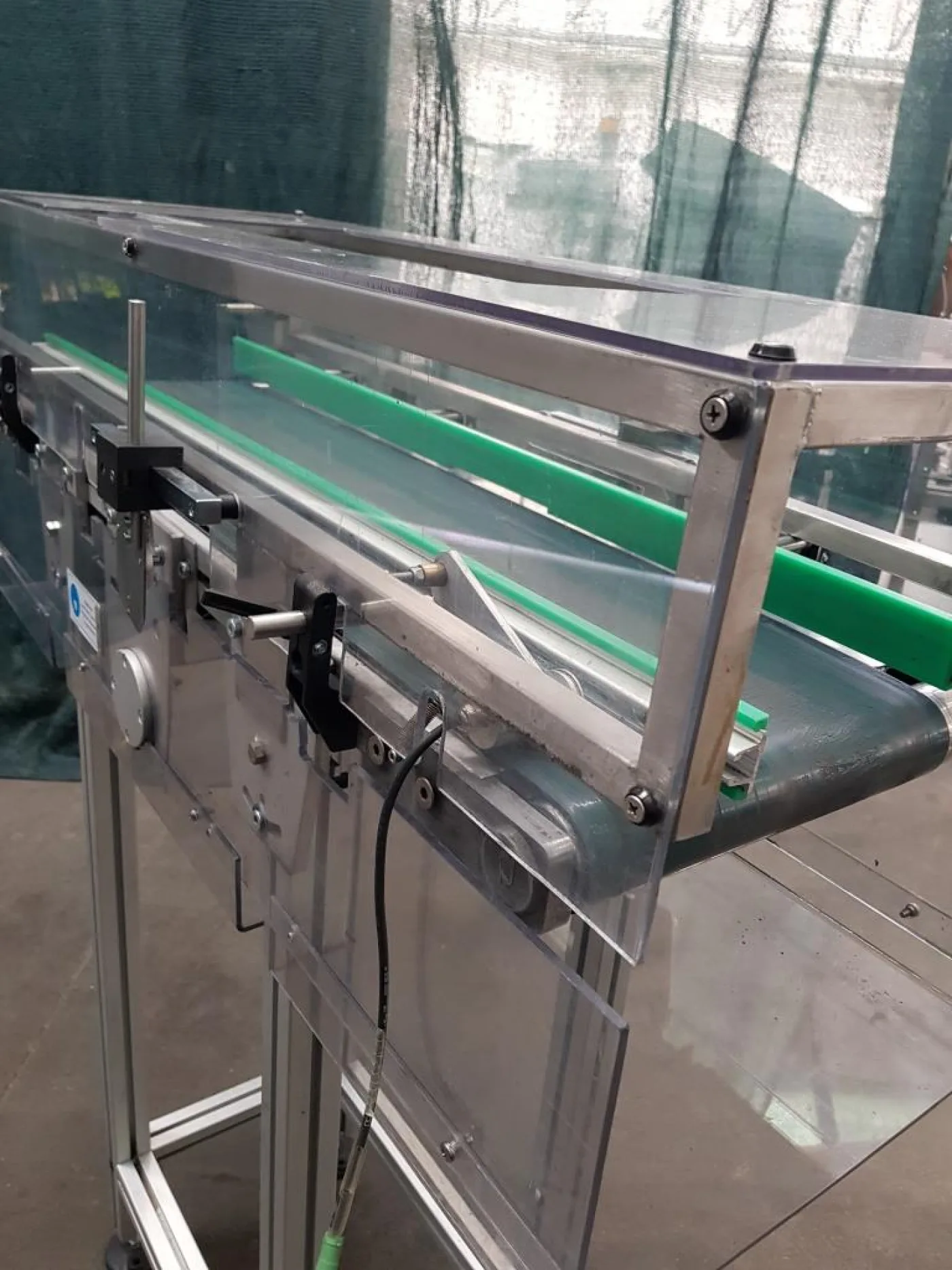 NASTRO A TAPPETO MOTORIZZATO CON VARIATORE DI VELOCITÀ - 7