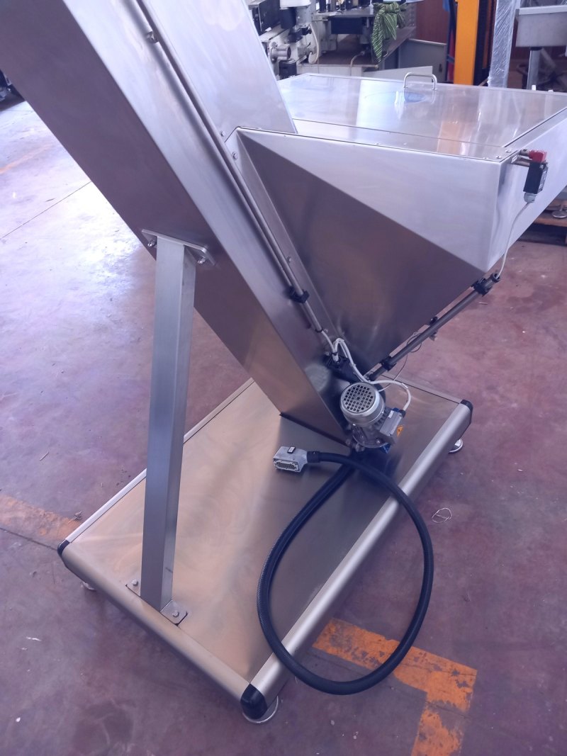 ALIMENTATORE A GIRAFFA – SARG