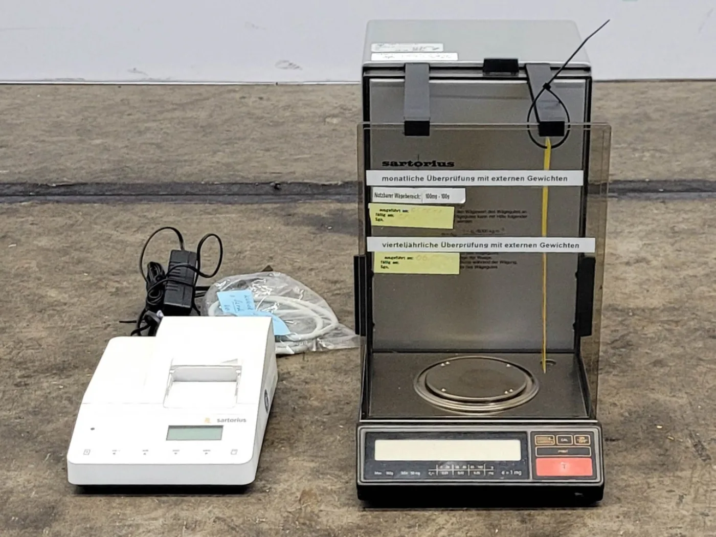 Sartorius R160P-*D1 balance - Miscellaneous - 1