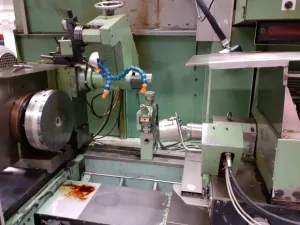 Internal Grinding Machine – VOUMARD 251 X4 Y/550