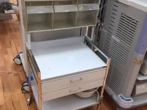 Behandlungszimmerwagen Behandlungszimmerwagen