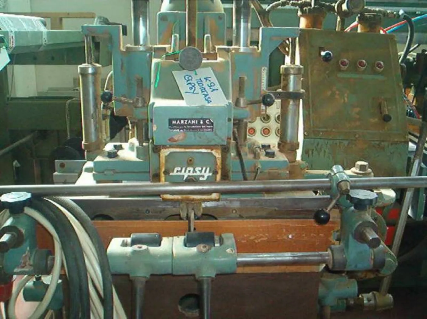 MORTASA A PUNTA MOBILIERA MOD. CIPSY - 1