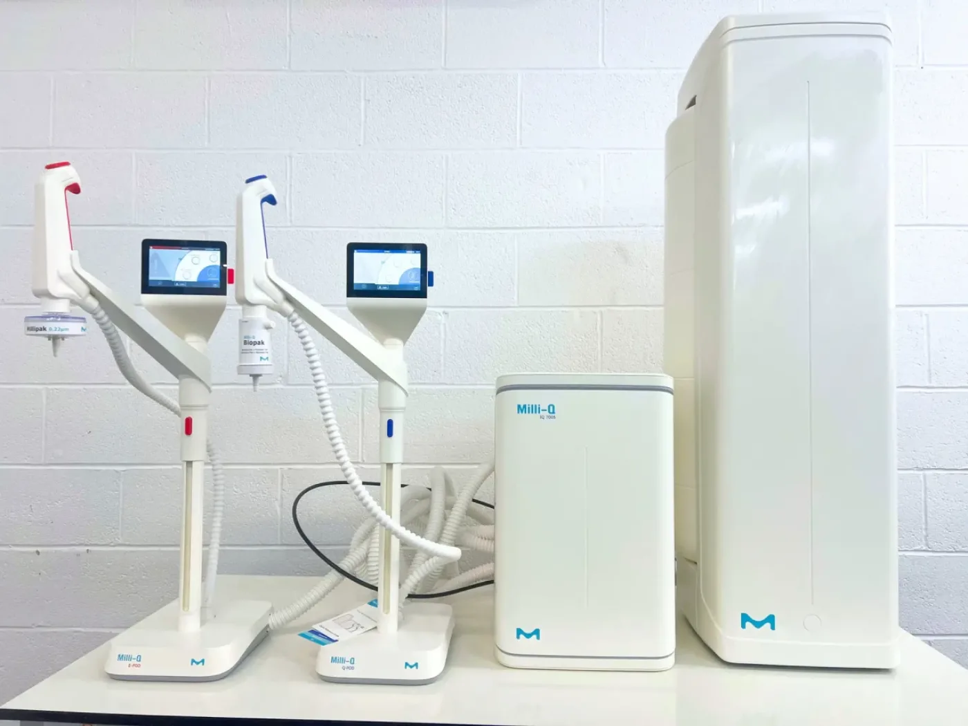 Milli-Q IQ 7005 Water Purification System - 2