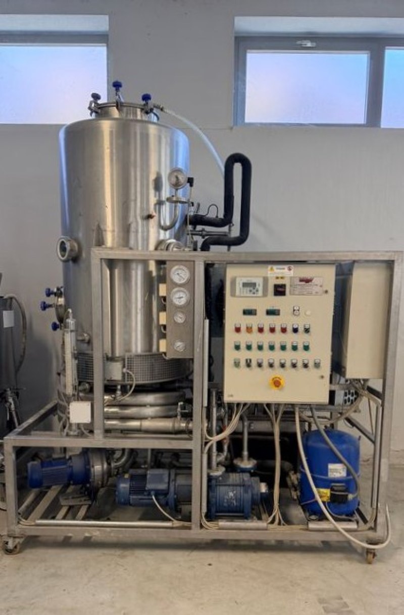 VELO BRAND VACUUM ENRICHMENT CONCENTRATOR, MODEL AES 70, SECOND HAND MACHINE