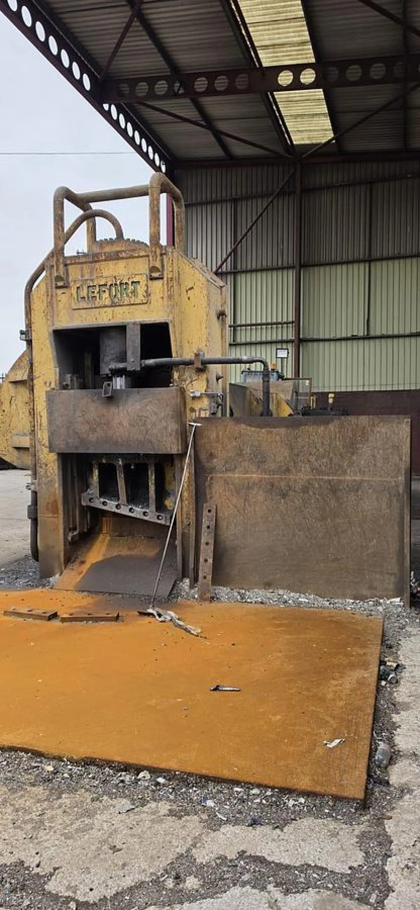 Lefort Scrap Metal Shear Baler - 7