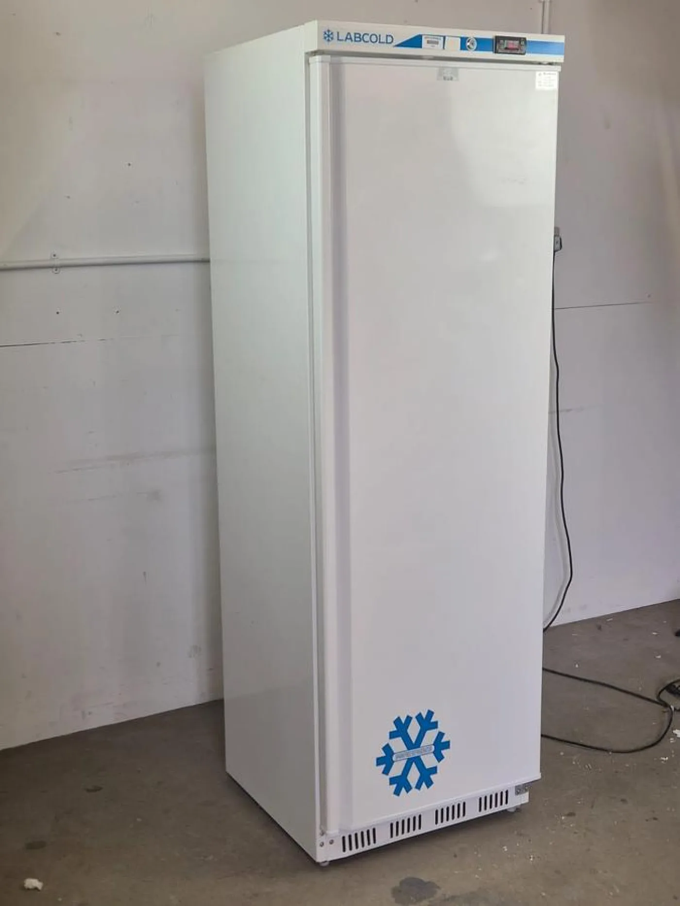 Labcold RLPR1514 Pharmacy Refrigerator - 1