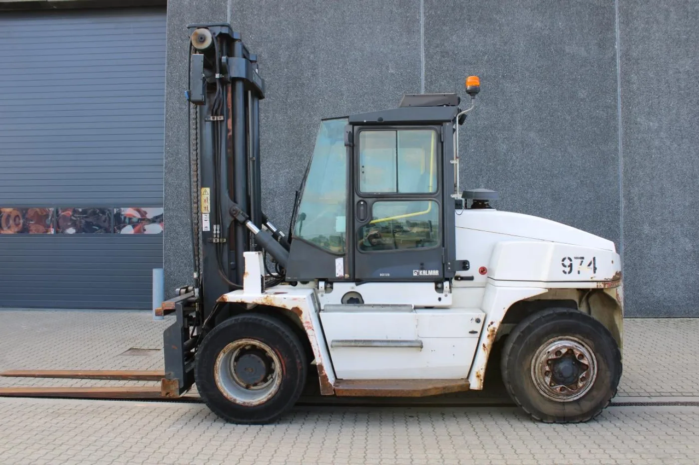 Kalmar DCE120-6 - 1