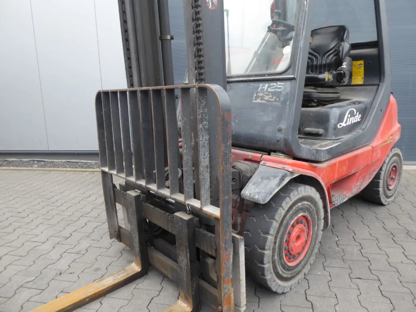 Linde H25T-03 - 2
