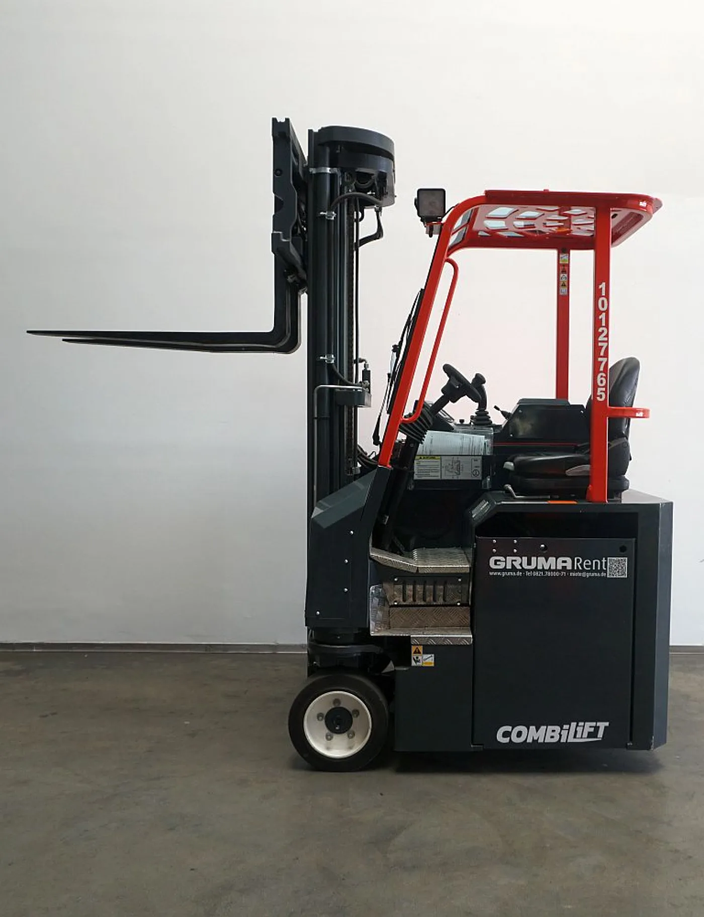 4-Wegestapler Combilift CBE3000 (2022) - 4