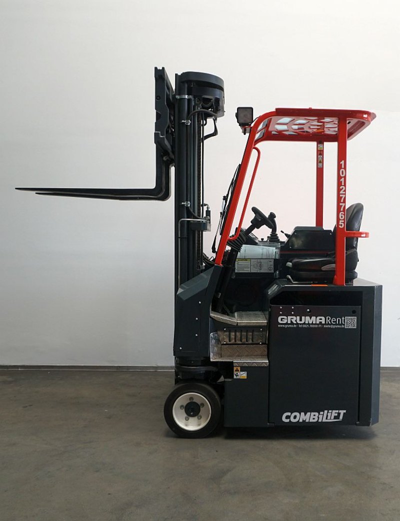 4-Wegestapler Combilift CBE3000 (2022)