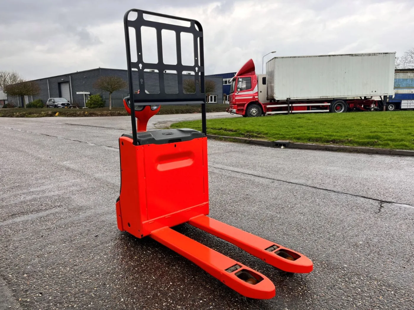 Linde T18 - 2