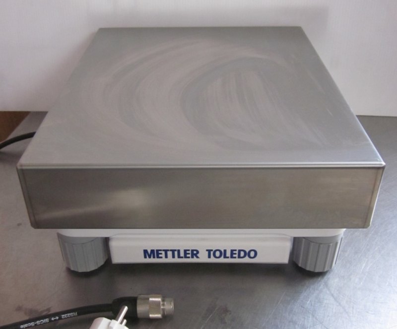 PIATTAFORMA E BILANCIA – METTLER TOLEDO MOD. X32001L