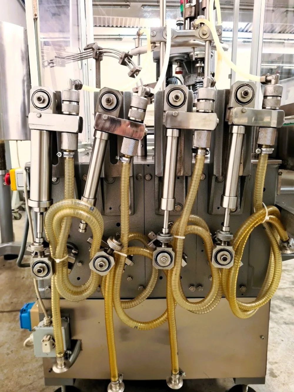 RIEMPITRICE LIQUIDI E TAPPATRICE – IMA FARMOMAC – MOD. F47