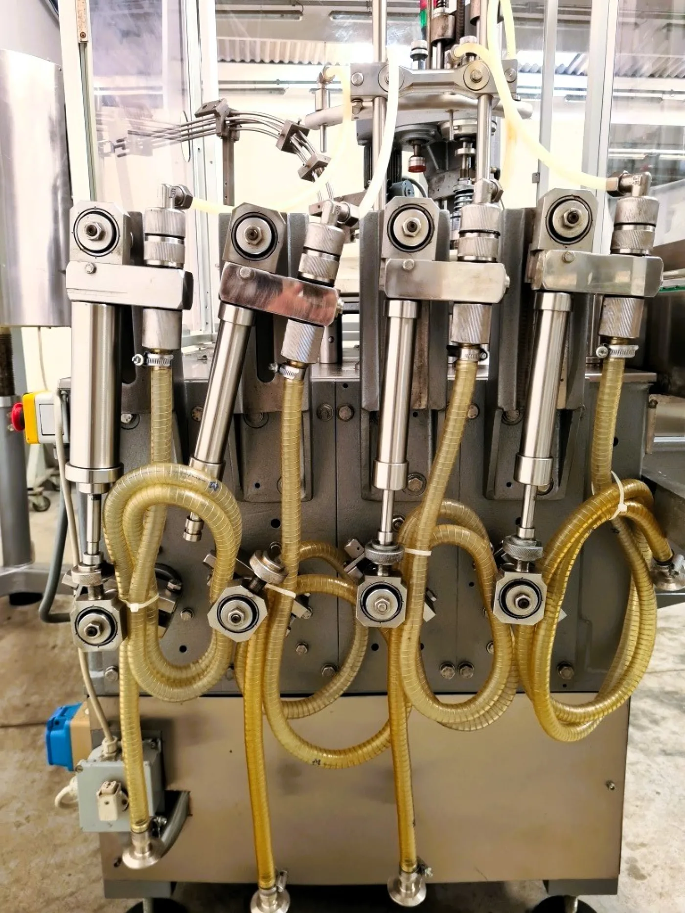 RIEMPITRICE LIQUIDI E TAPPATRICE – IMA FARMOMAC – MOD. F47 - 1