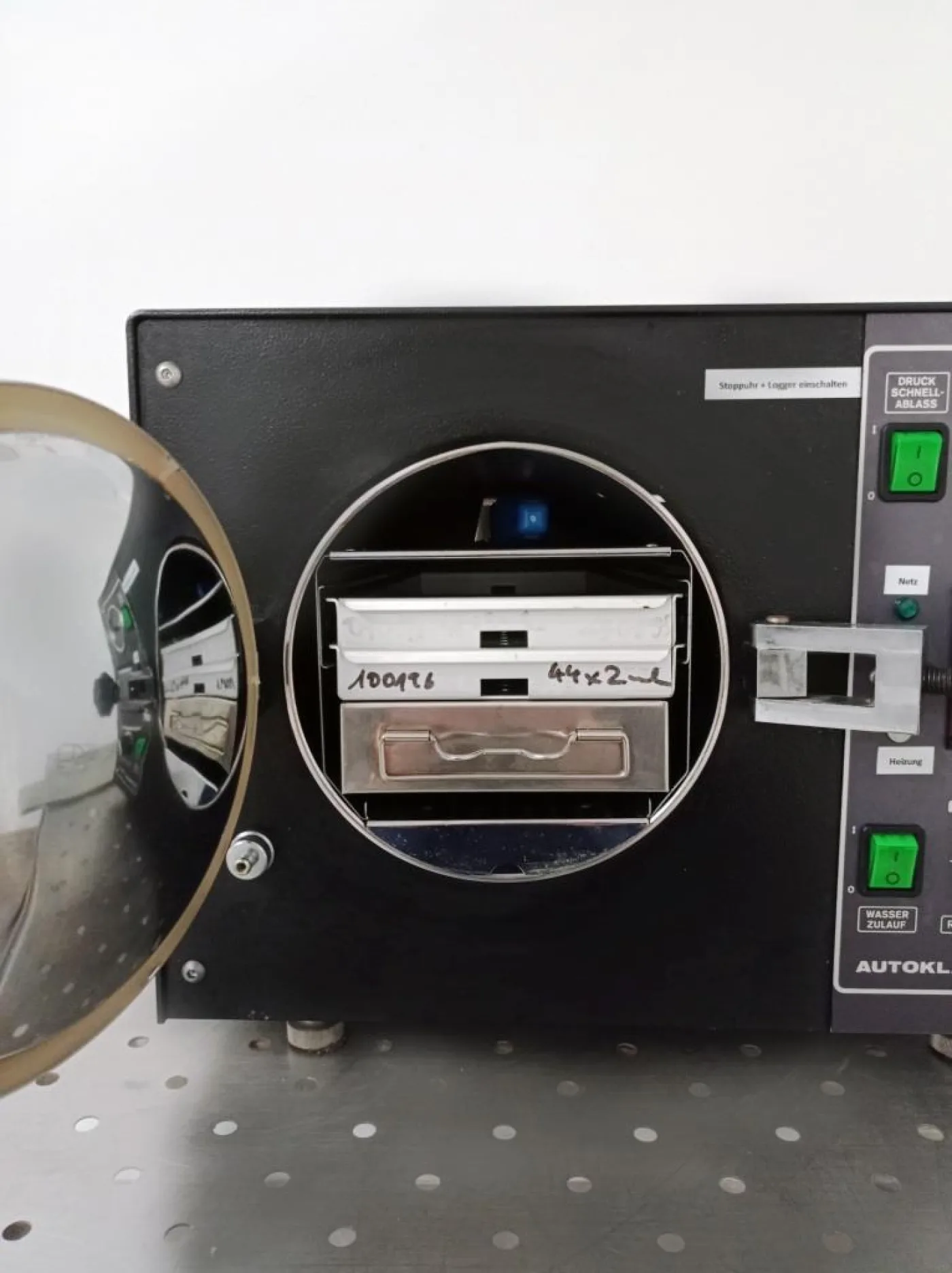 AUTOCLAVE STERILIZZATORE DA LABORATORIO – MELAG – MOD. TYP 17 - 7