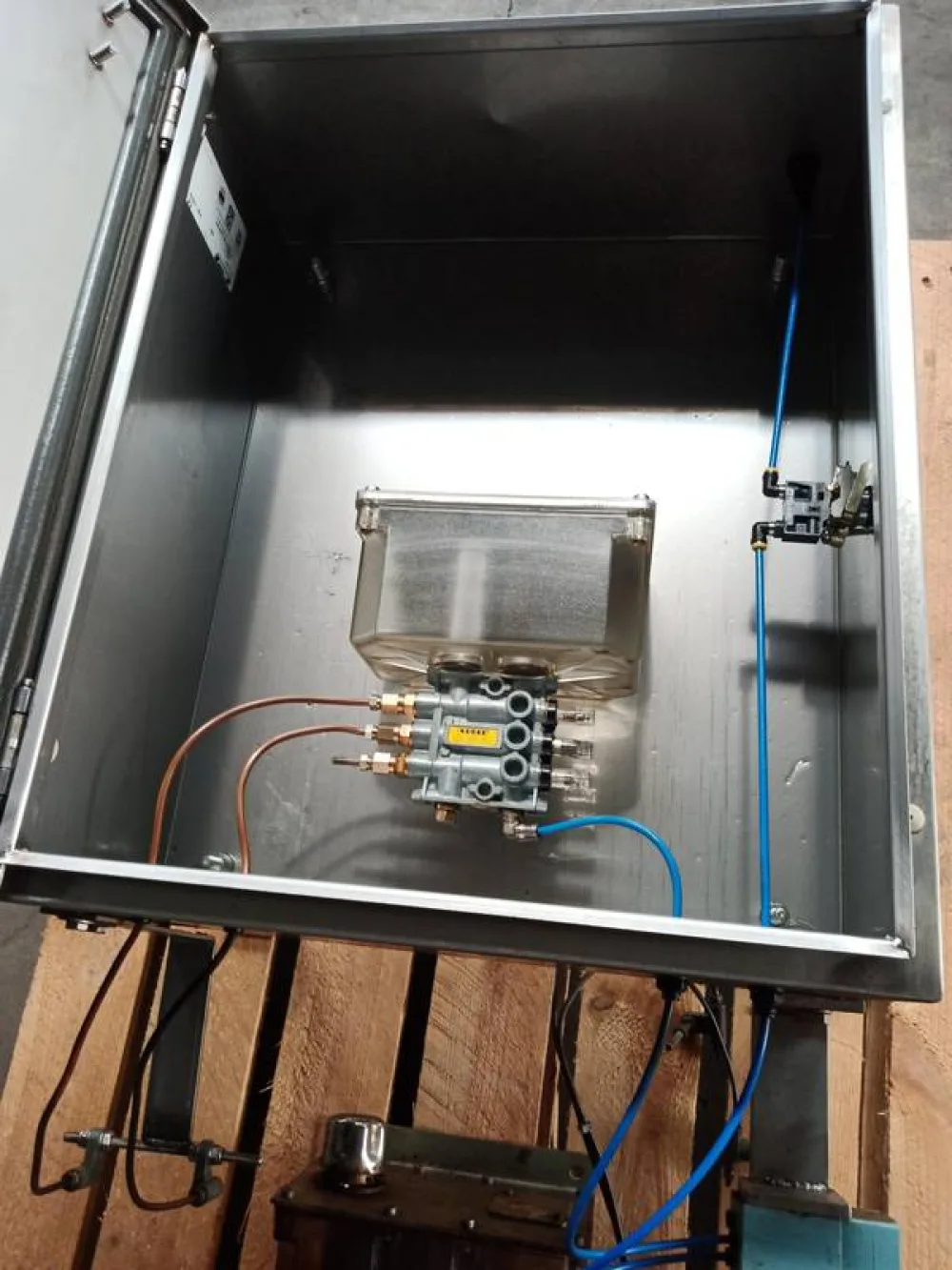Lubrication unit