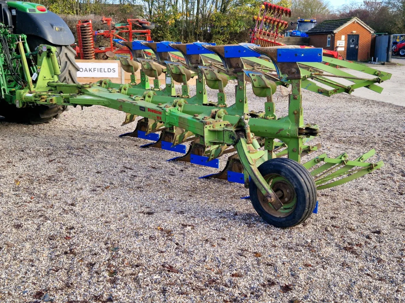 2010 Dowdeswell 105 MR 5 Furrow Auto-Reset Plough - 1