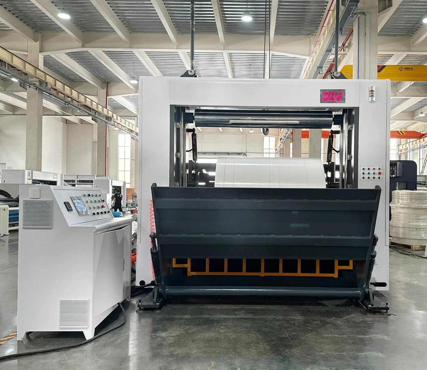 Jumbo Roll slitting and rewinding machine - 2