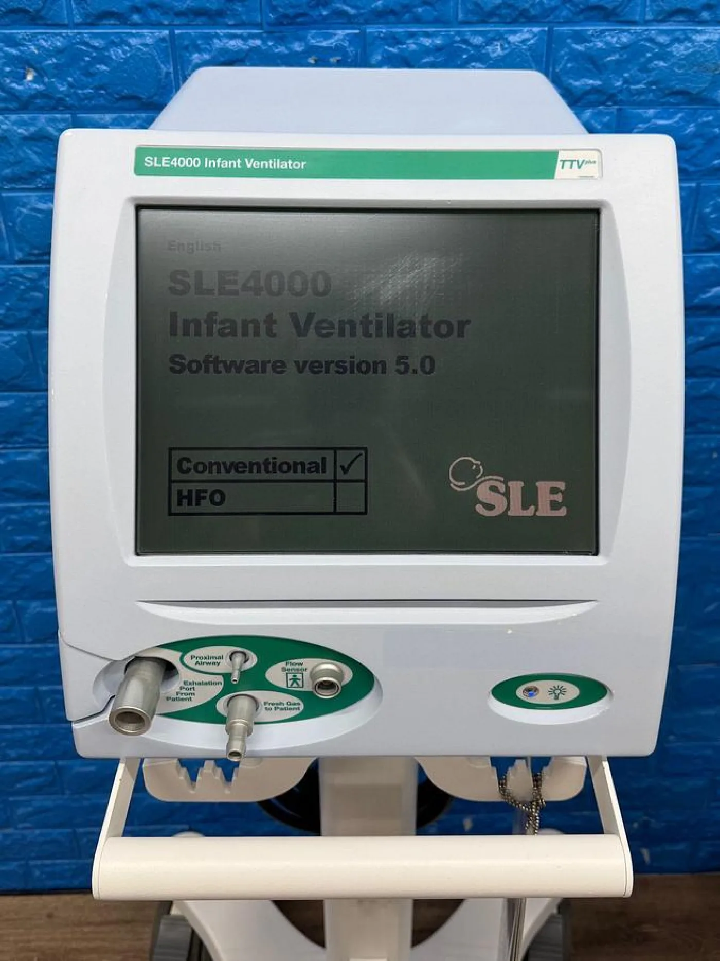 SLE 4000 Infant Ventilator YOM: 2013 - 8