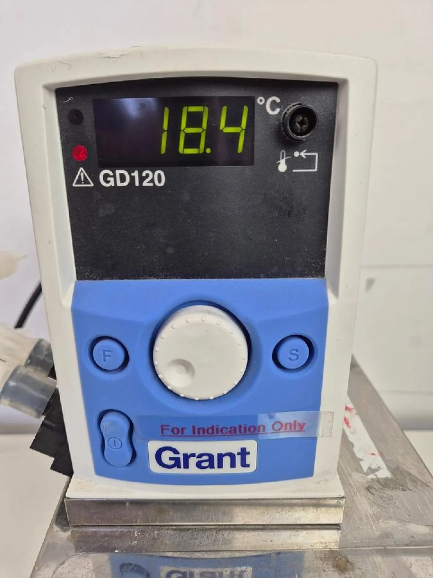 Grant GD120 Stirred Water Bath - 5
