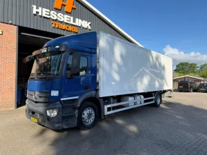Mercedes-Benz Antos 2124 Carrier Vector 1950MT with 2 Side Doors, Dhollandia, 2000KG, NL Truck, 317,340KM!