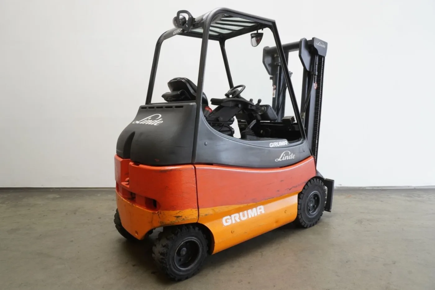 Frontstapler Linde E 25/600 S 336-03 (2008) - 1