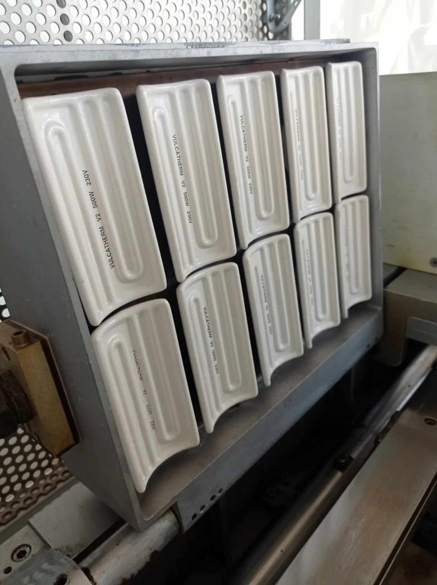 TERMOFORMATRICE – FARMO RES – MOD. K230 - 1